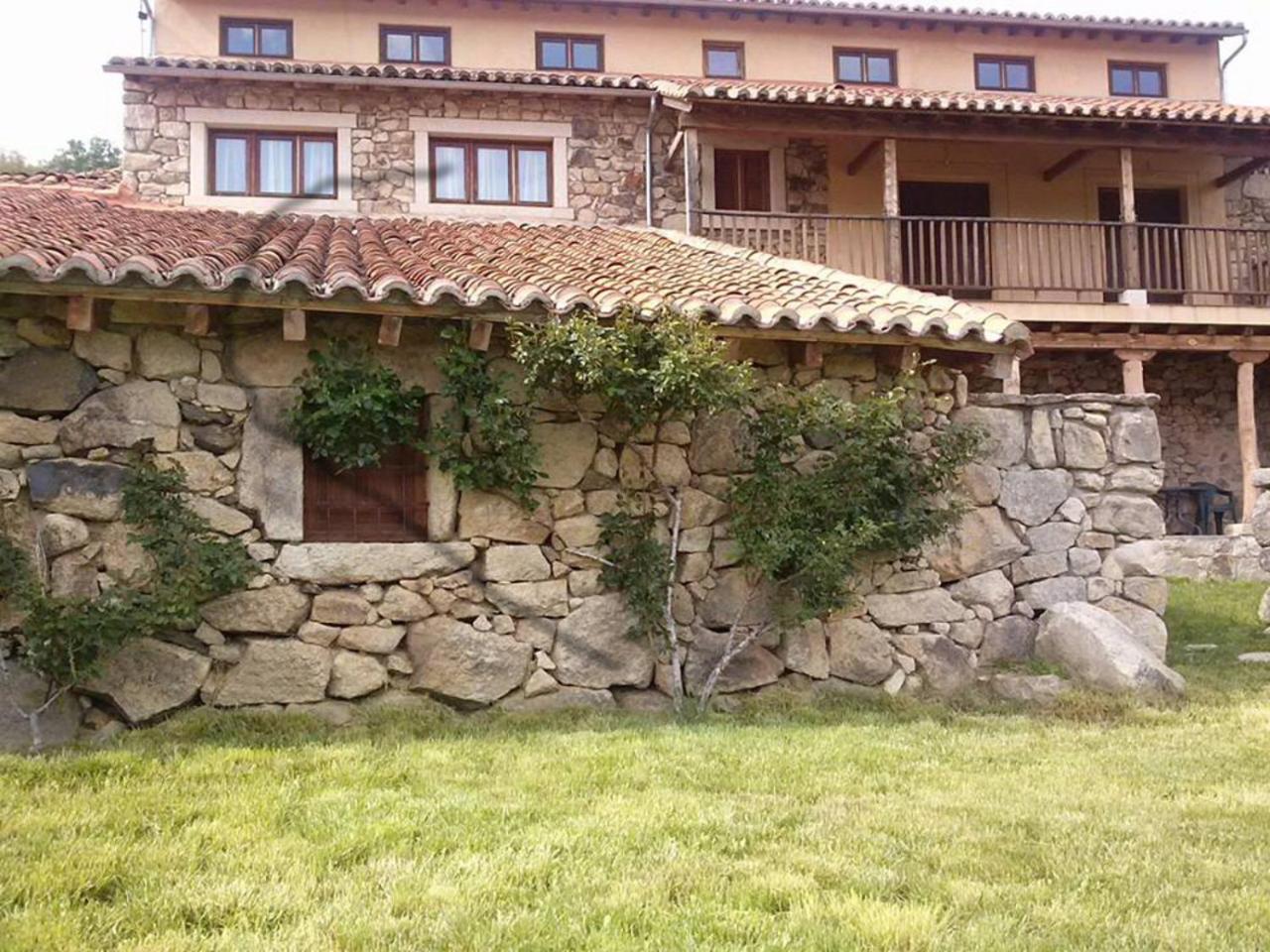 Casa Rural La Tablilla Y La Terraza Navalperal de Tormes Esterno foto